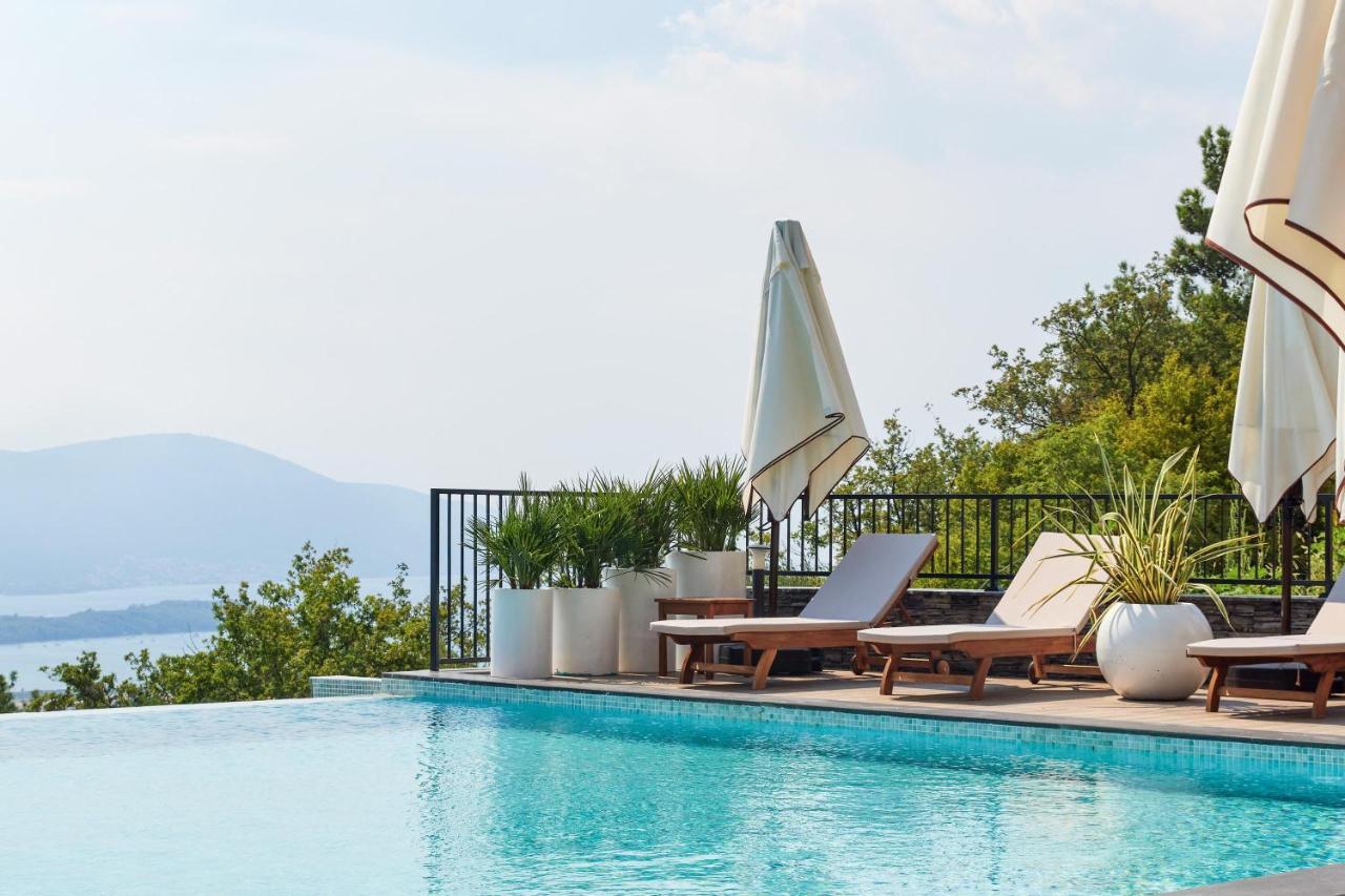 Bayview Hills Luxury Residences Tivat Exterior photo