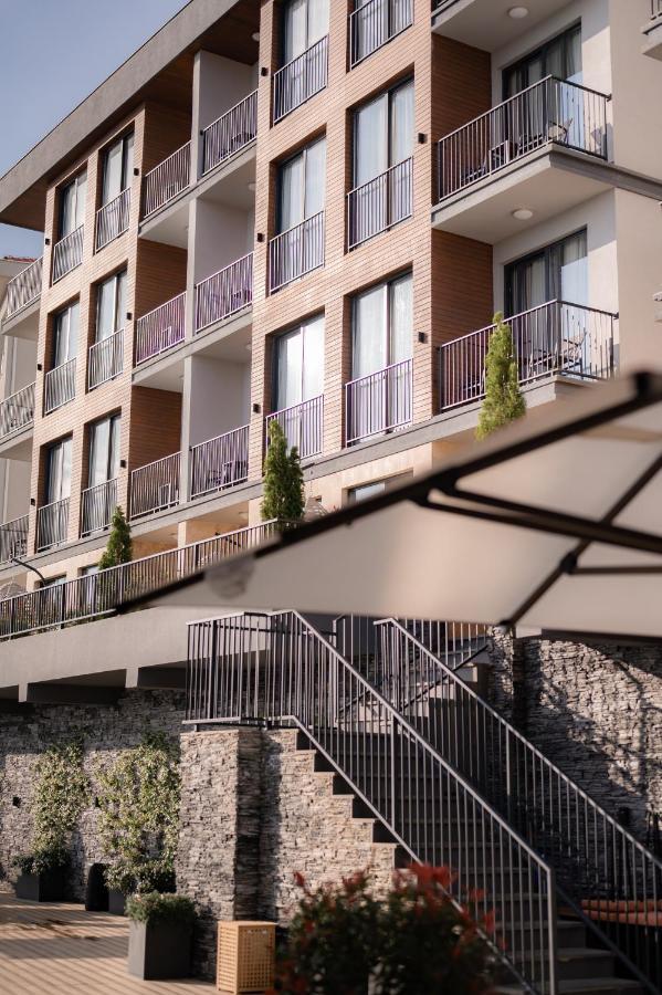 Bayview Hills Luxury Residences Tivat Exterior photo