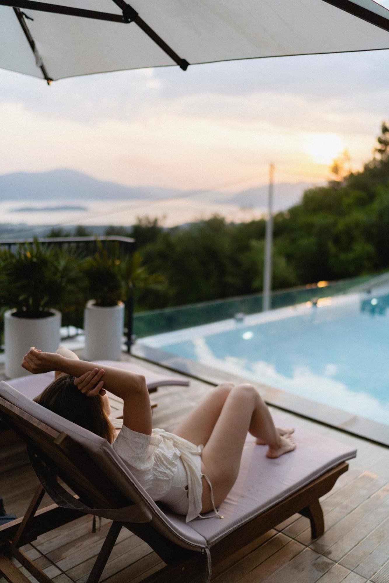 Bayview Hills Luxury Residences Tivat Exterior photo