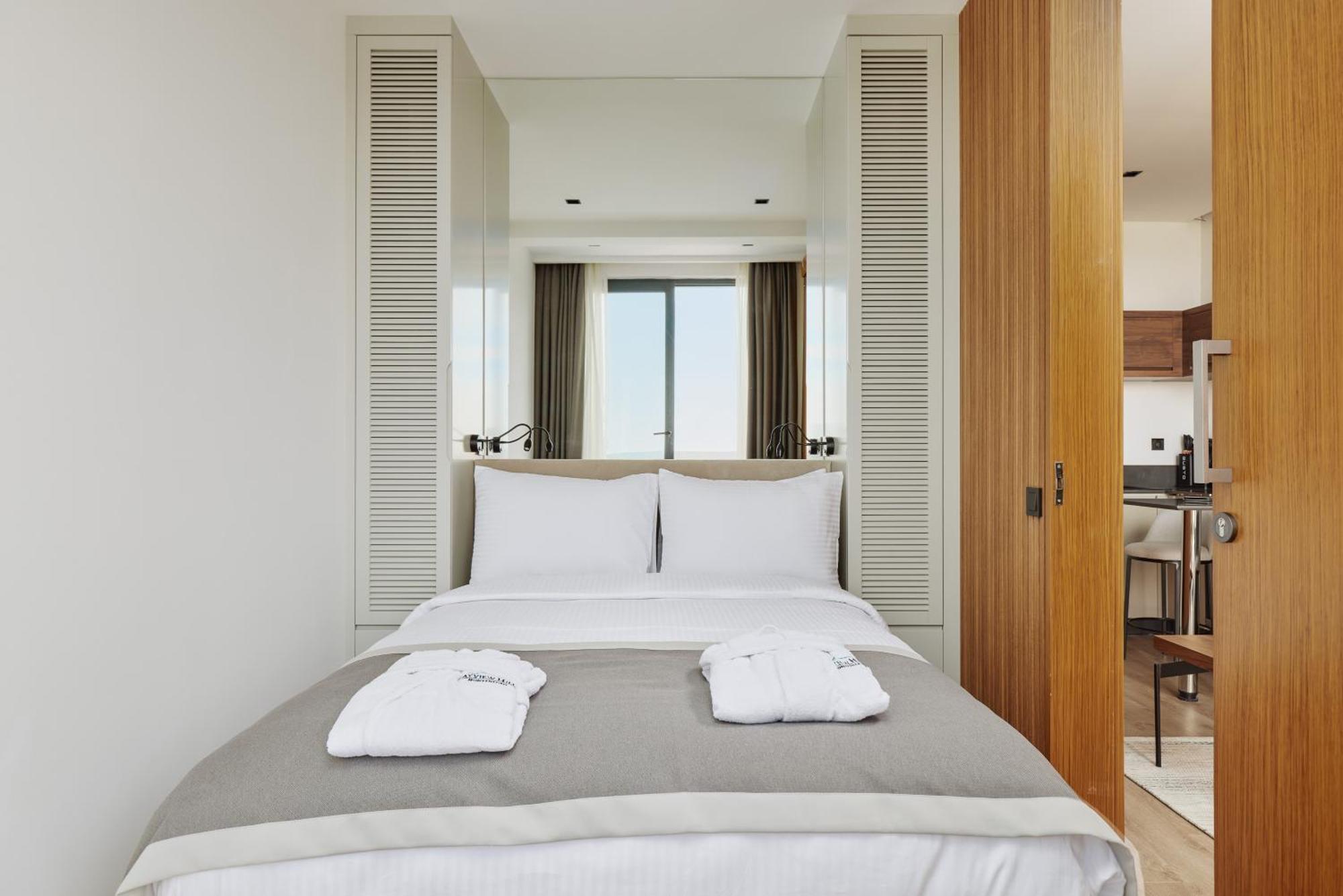 Bayview Hills Luxury Residences Tivat Exterior photo